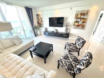 Alquiler de apartamento en Tides Hollywood Beach 8E