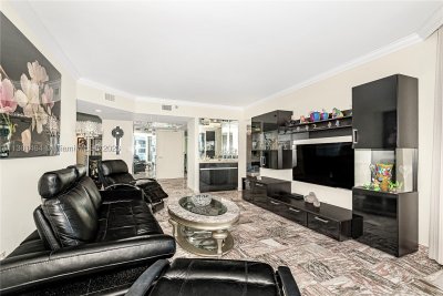 Comprar apartamento en Oceania 3 1238