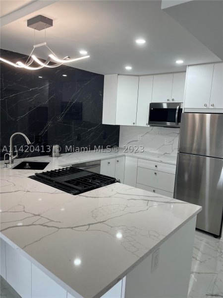 Condo for sale at Parker Plaza Estates 1602