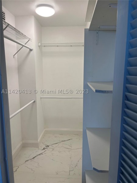 Condo for sale at Parker Plaza Estates 1602