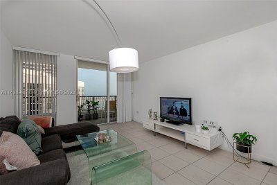 Comprar apartamento en The Venetia 32E