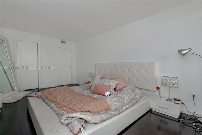 Comprar apartamento en The Venetia 32E