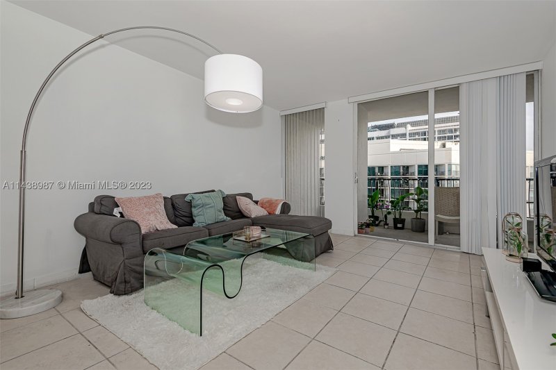 Condo for sale at The Venetia 32E