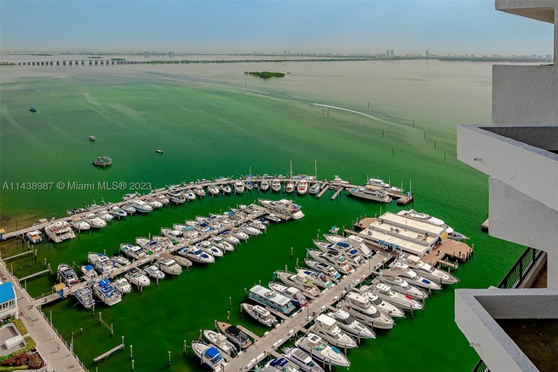 Condo for sale at The Venetia 32E