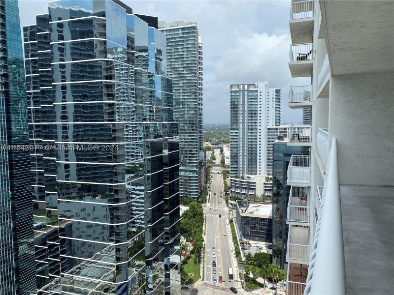 Condo for sale at The Club At Brickell Bay 3119