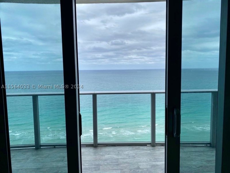 Apartment for rent at Hyde Beach Resort Hollywood 2101