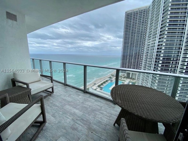 Apartment for rent at Hyde Beach Resort Hollywood 2101