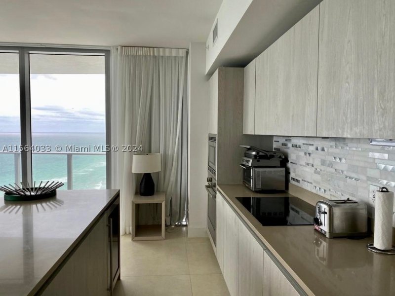 Apartment for rent at Hyde Beach Resort Hollywood 2101