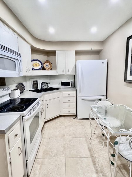 Condo for sale at Coral Ridge Towers East 518