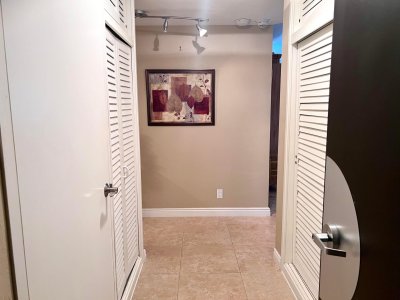 Coral Ridge Towers East Apt #518