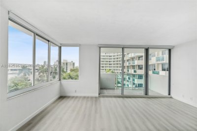 Comprar apartamento en Mirador North Tower 515