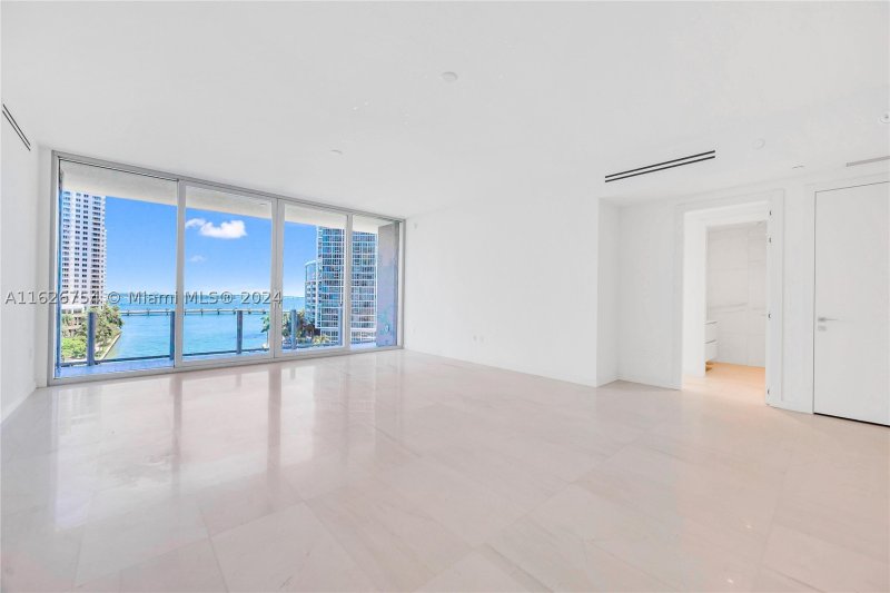 Condo for sale at Aston Martin Residences 703