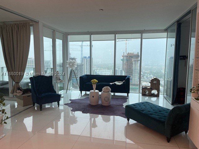 Condo for sale at Ten Museum Park 2607