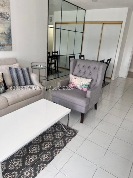 Alquiler de apartamento en Avila Condo 401
