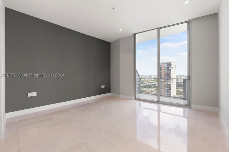 Condo for sale at Brickell Ten PH03
