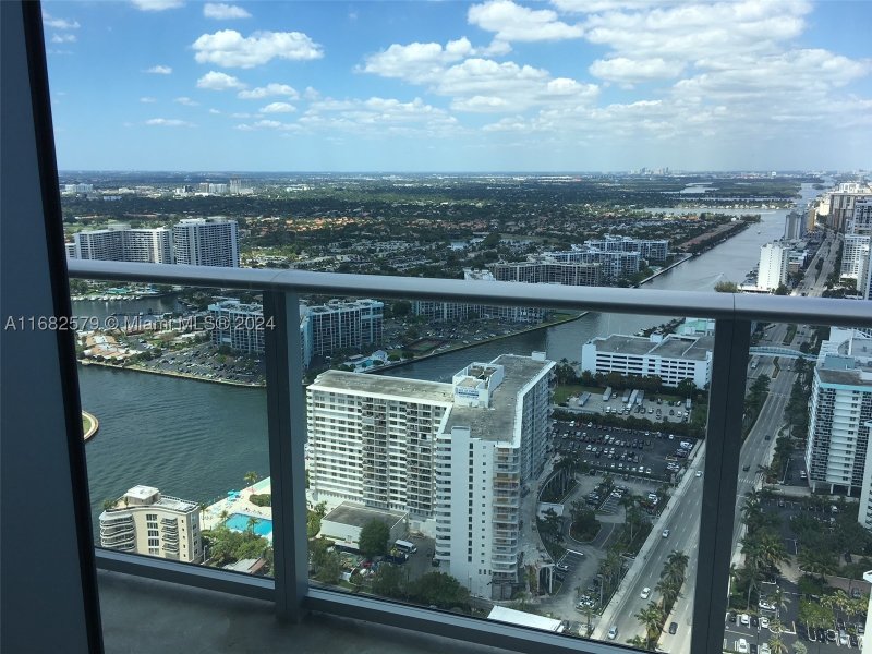 Condo for sale at Hyde Beach Resort Hollywood 2712
