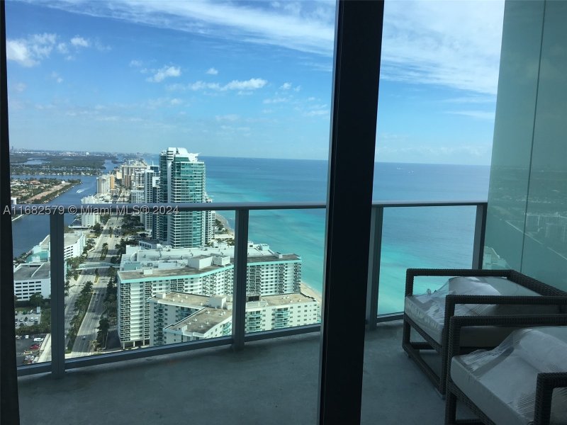 Condo for sale at Hyde Beach Resort Hollywood 2712