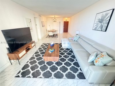 Tides Hollywood Beach Apt #3Y