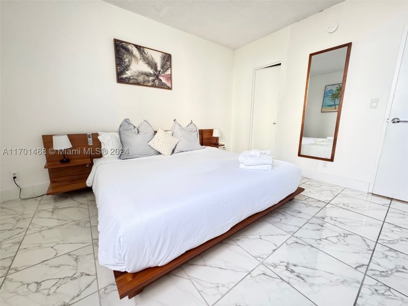 Condo for sale at Tides Hollywood Beach 3Y