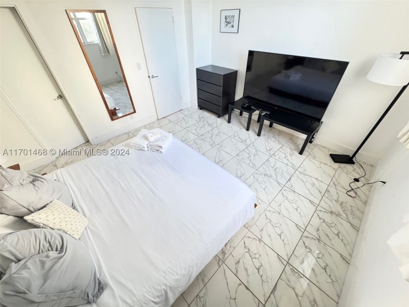 Condo for sale at Tides Hollywood Beach 3Y