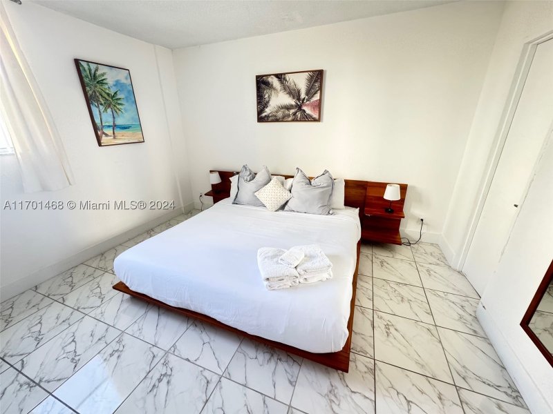 Condo for sale at Tides Hollywood Beach 3Y