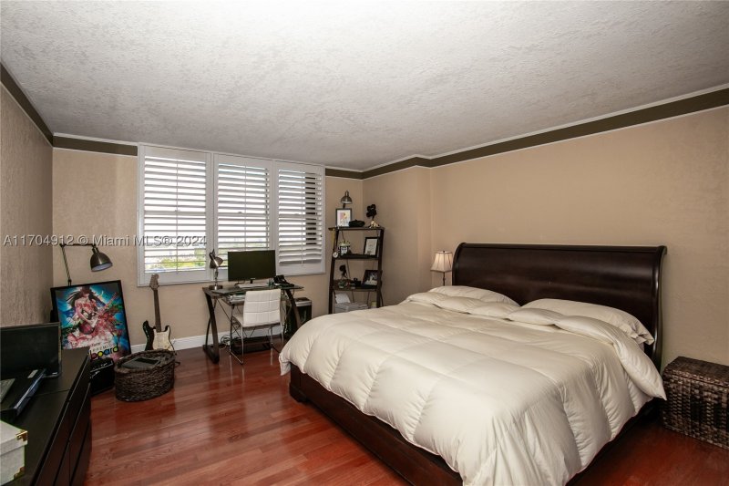 Condo for sale at The Cricket Club 1911