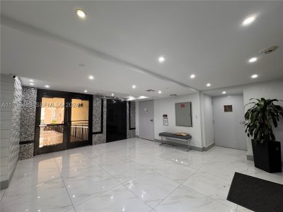 Comprar apartamento en Plaza of the Americas 117