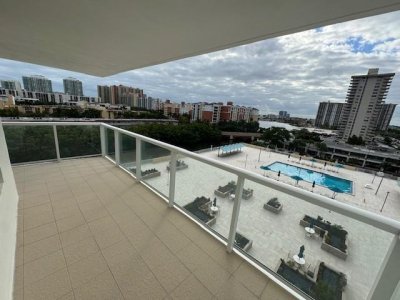 Comprar apartamento no Winston Towers 814