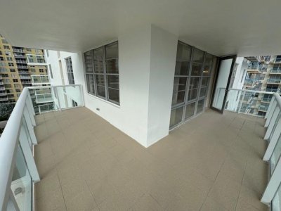 Comprar apartamento no Winston Towers 814