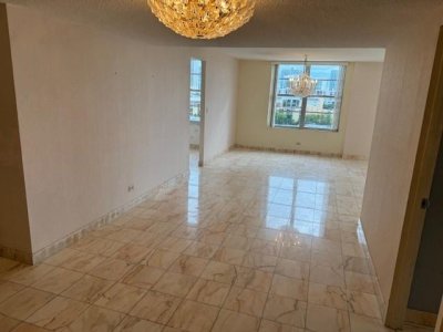 Comprar apartamento no Winston Towers 814