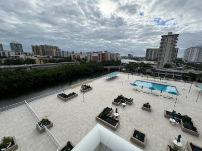 Comprar apartamento no Winston Towers 814
