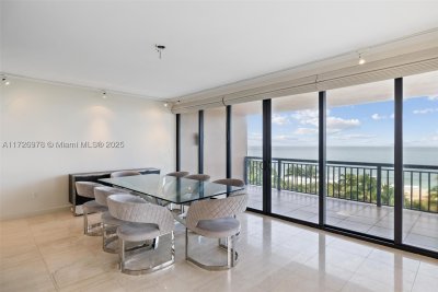 Comprar apartamento no Tiffany Bal Harbour 502