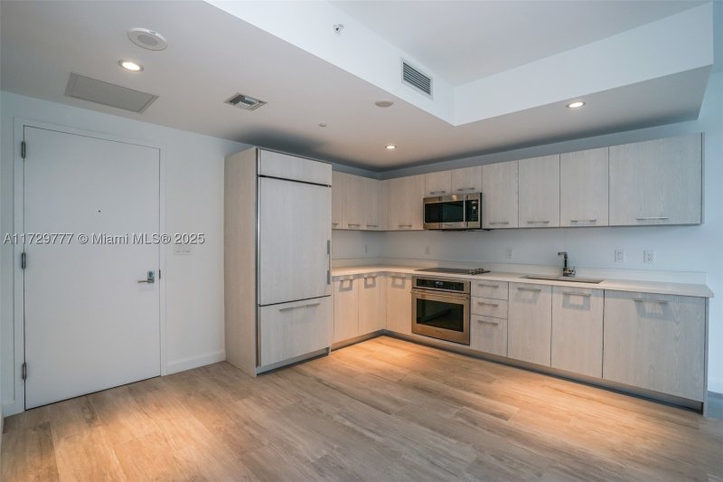Comprar apartamento en Brickell Heights West 1407
