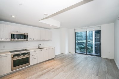 Comprar apartamento no Brickell Heights West 1407