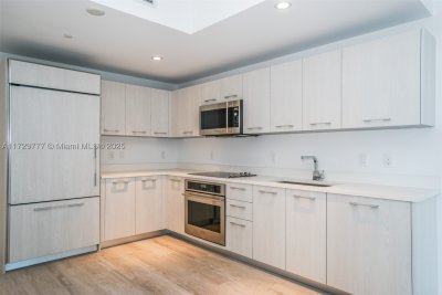 Comprar apartamento no Brickell Heights West 1407