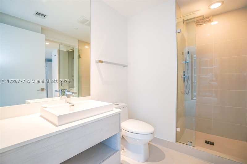 Comprar apartamento en Brickell Heights West 1407