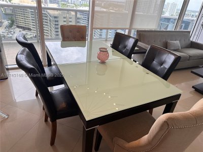 Comprar apartamento no Beach Club Two 1708