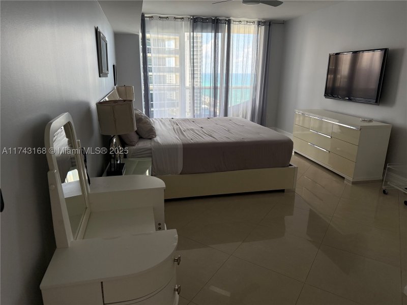 Condo for sale at Beach Club Two 1708