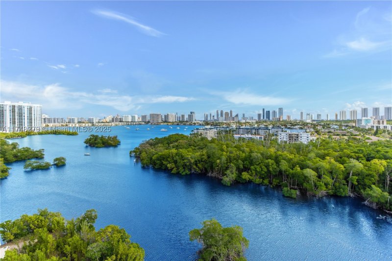 Comprar apartamento en The Harbour 1221