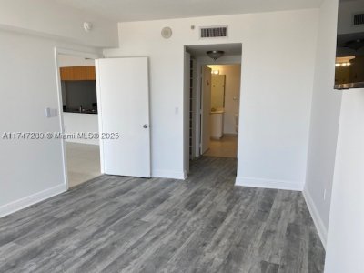 Comprar apartamento en Opera Tower 3112