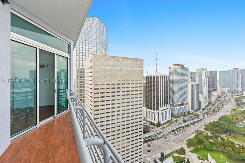 Comprar apartamento en One Miami West Tower UPH02