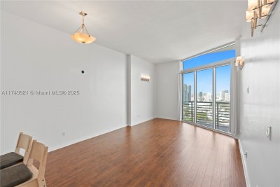 Comprar apartamento en One Miami West Tower UPH02