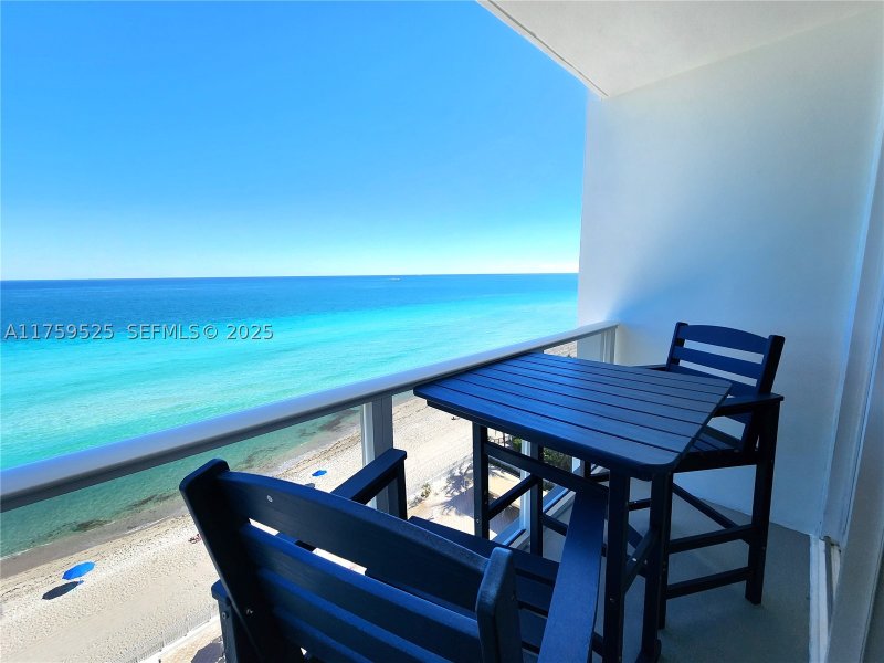 Apartment for rent at Alexander Towers 1014