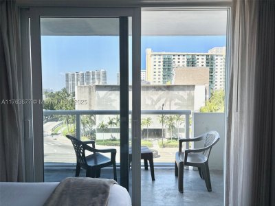 Comprar apartamento no Aventura Beach Club 338