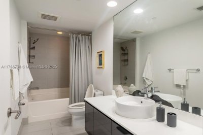 Comprar apartamento en MyBrickell Condo 1601