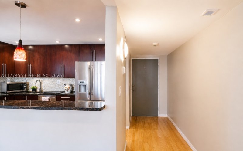 Comprar apartamento no Ocean View 1614