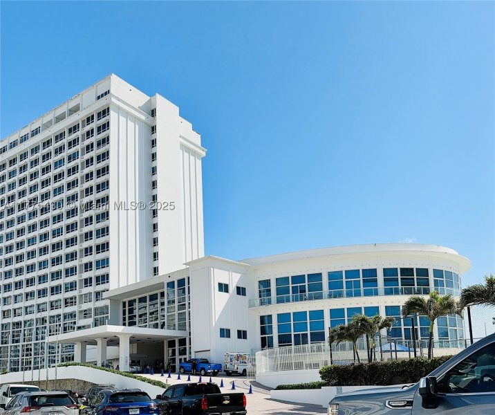 Condo for sale at Castle Beach Club 1520
