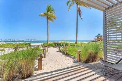 Residences by Armani / Casa Apt #Cabana # 8