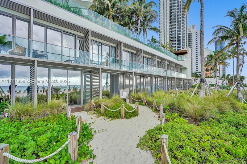 Condo for sale at Residences by Armani / Casa Cabana # 8