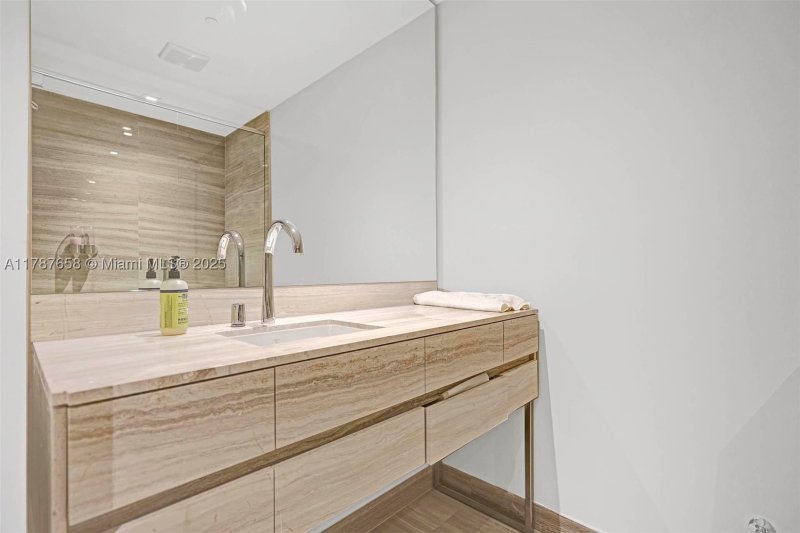 Condo for sale at Residences by Armani / Casa Cabana # 8